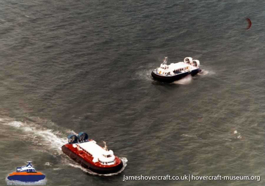 AP1-88 hovercraft promotional day by BHC -  (credit: The <a href='http://www.hovercraft-museum.org/' target='_blank'>Hovercraft Museum Trust</a>).